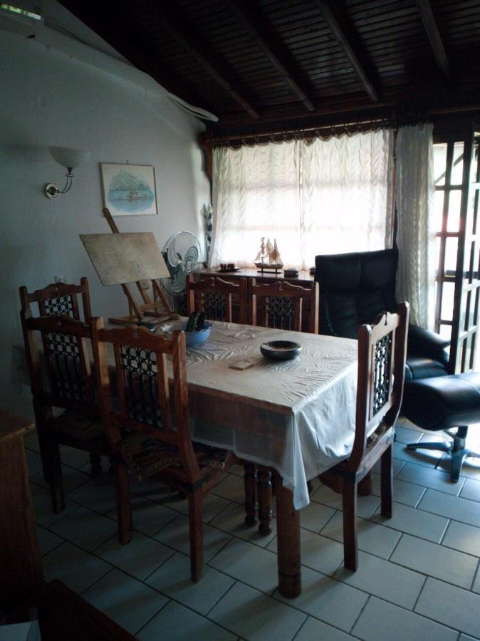 Oasis Aparthotel Skiathos stad Exteriör bild