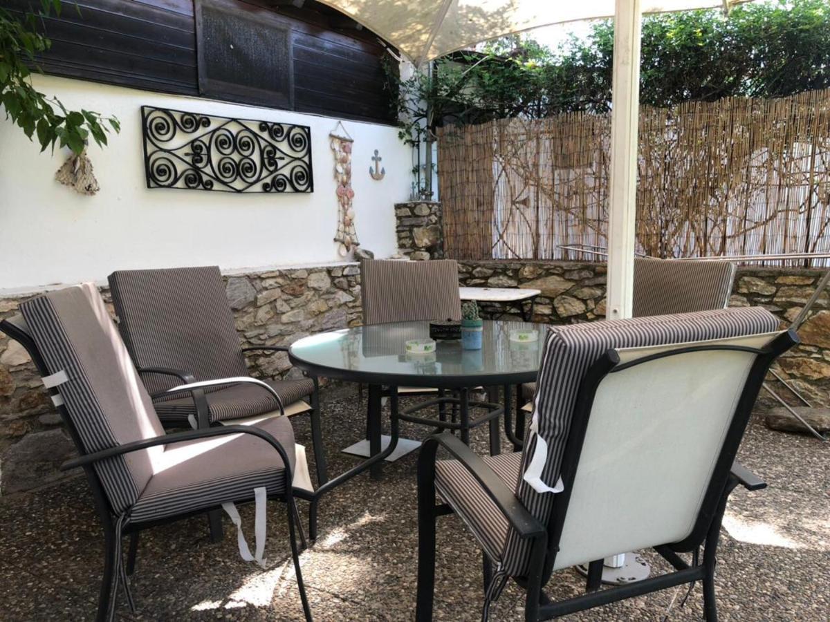 Oasis Aparthotel Skiathos stad Exteriör bild